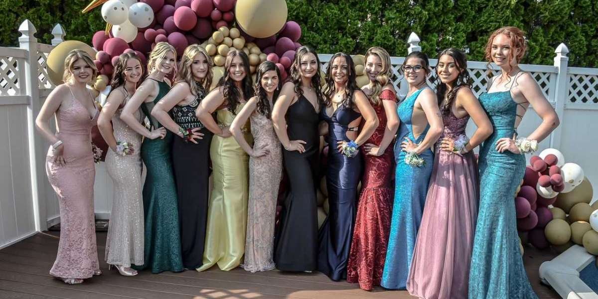 Never Wrong Prom trends